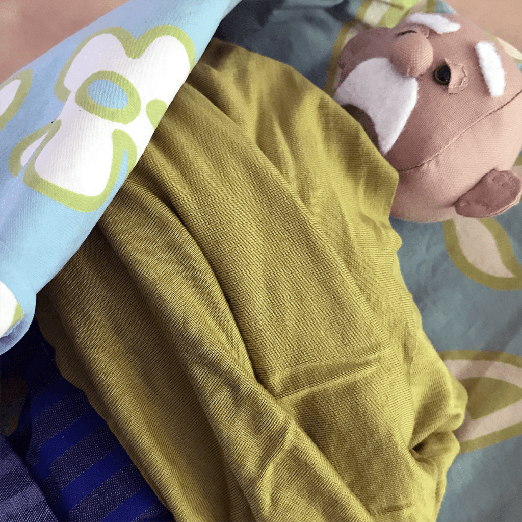 Choosing colors for a bald Merle