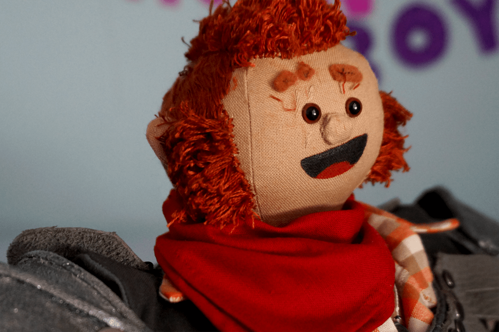 Magnus Burnsides' face up close